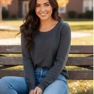 Abercrombie and Fitch wool blend classic wardrobe staple sweater
